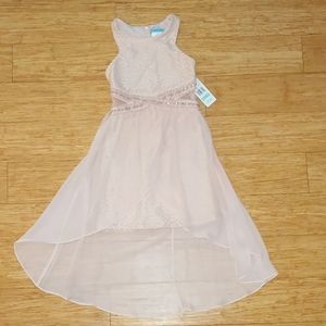 BEAUTIFUL Girls Dress